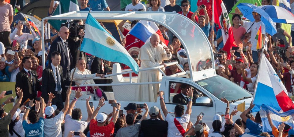 pope visit to lisbon 2023