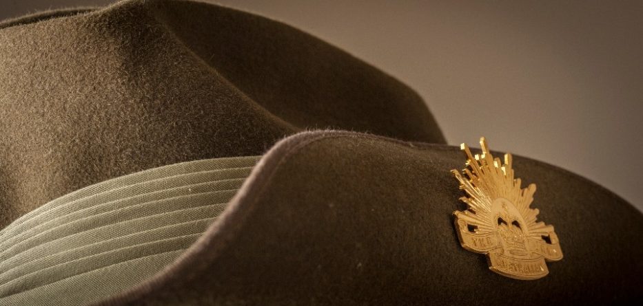 Australian soldier slouch hat