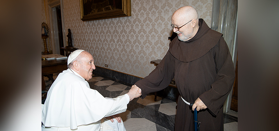 Pope Francis blesses ministry of well-known Franciscan spiritual ...
