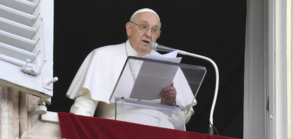 Pope: Seek unity with God, welcome His Word in face of temptation ...