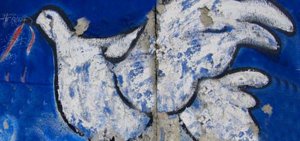 Australians urged to join Pope in praying for peace