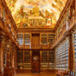 Pope to librarians: May your libraries be oases of encounter