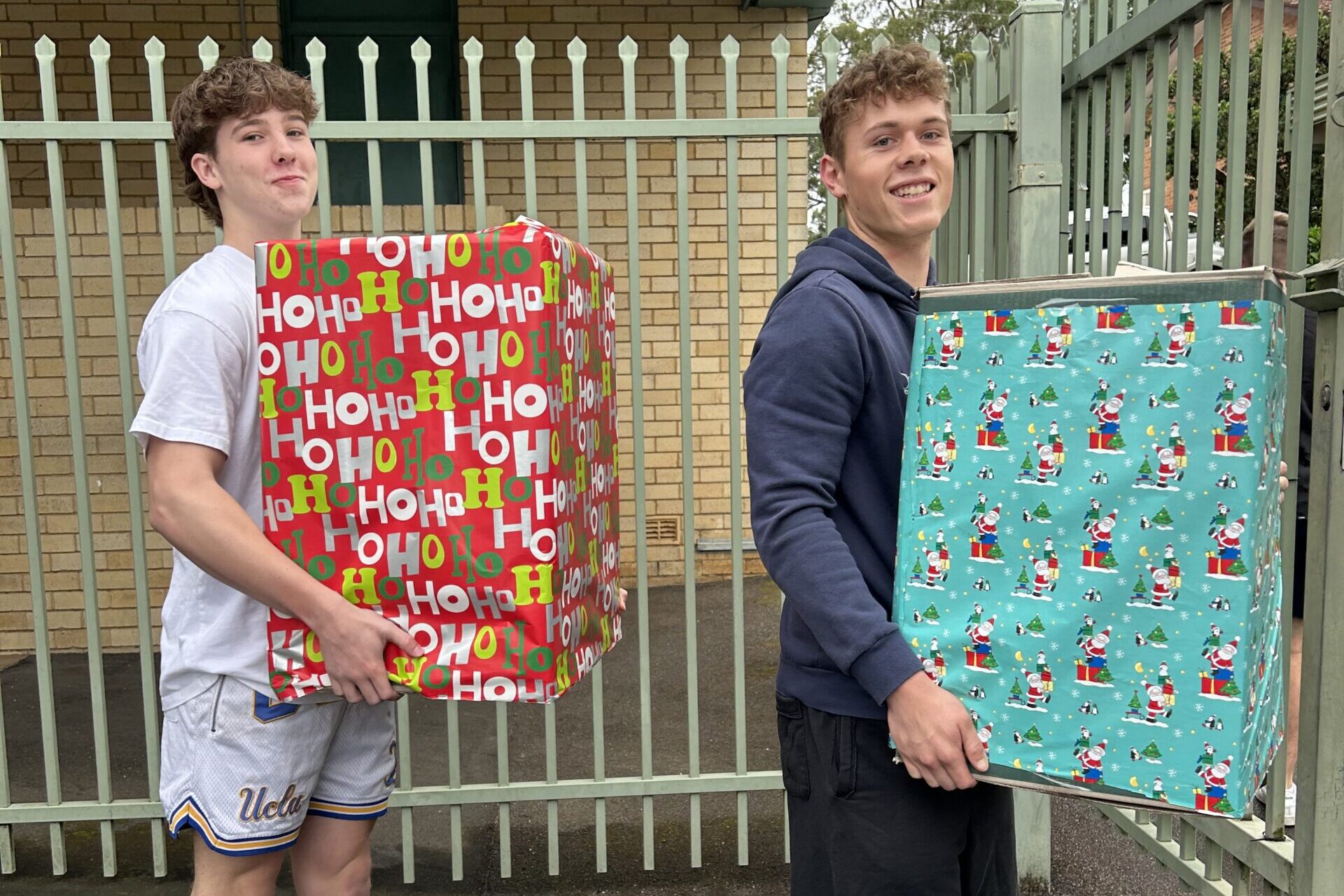 Students from Oakhill College helping with the hamper drive. Image: Supplied