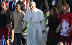A Pope for “Todos”