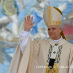 Pope at Regina Caeli: ‘We cannot forget those suffering due to war’