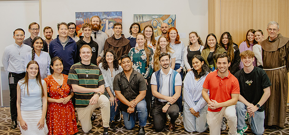 Young people flock to Catholic influencer Fr Casey Cole talk reclaiming the meaning of ‘blessed’