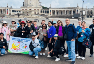 Pilgrims at the Basilica of Our Lady of Fatima. Image: supplied.