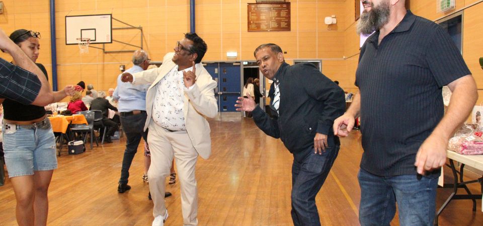 Wentworthville Parish steps out for its annual dinner dance