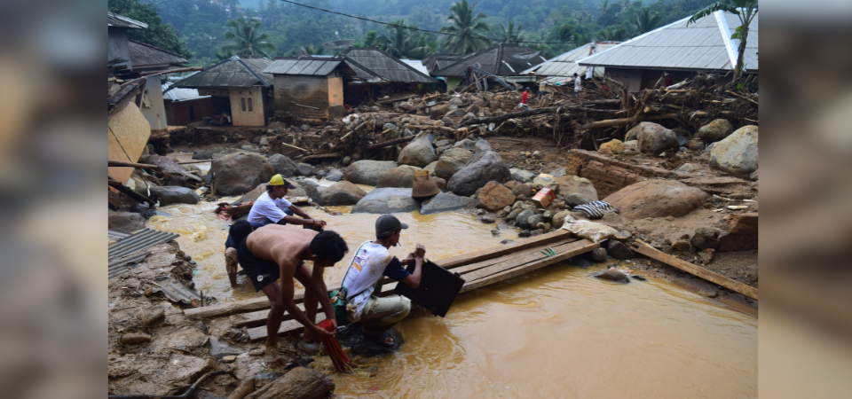 When the weather turns against the poor